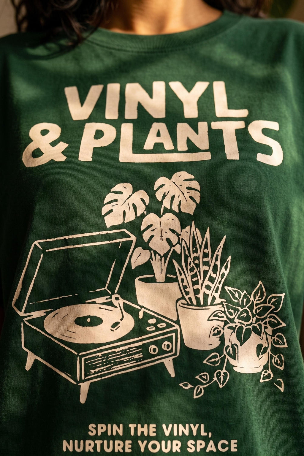vinyl & plants tee